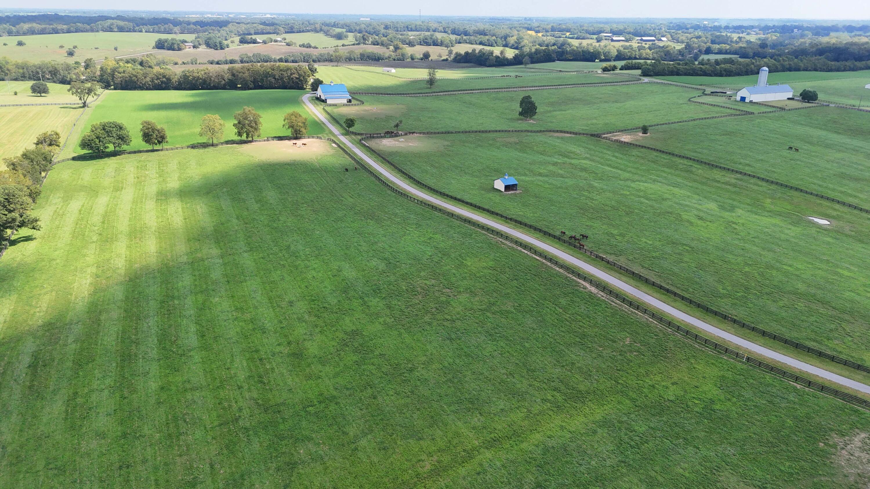 3469 Winchester Road Lexington, KY 40509 - Photo 53 of 86 26