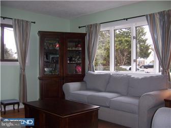 446 Buck Road Holland, PA 18966 - Photo 4 of 11 Living Room