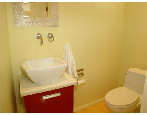 35 Shipman Road Andover, MA 01810 - Photo 17 of 21 Gallery Image 17