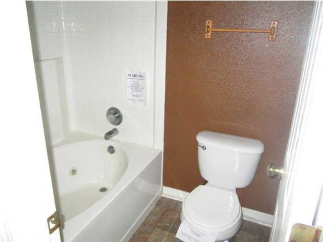 5004 Fish Lodge Road Meridian, MS 39307 - Photo 3 of 14 Photo 3