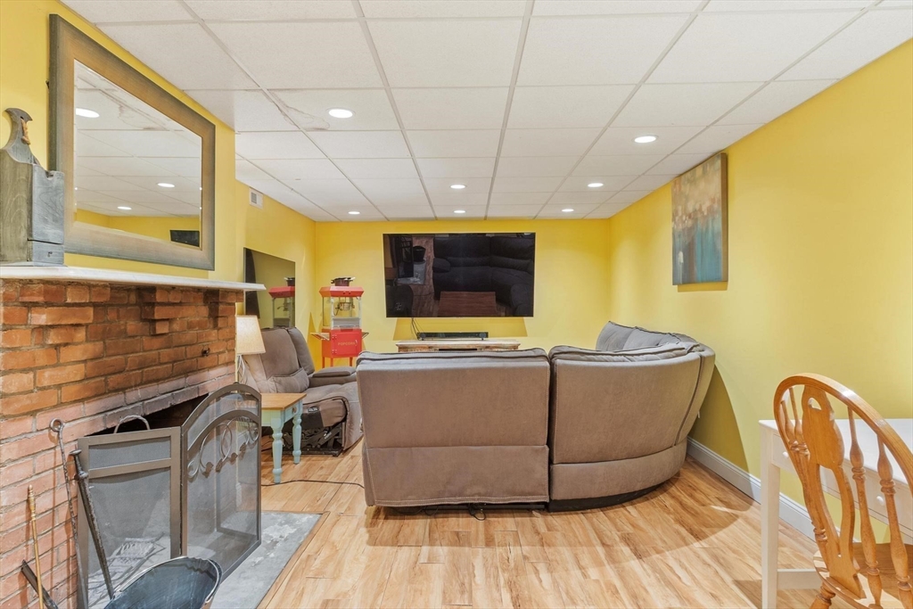 289 Sterling Road Lancaster, MA 01523 - Photo 28 of 39