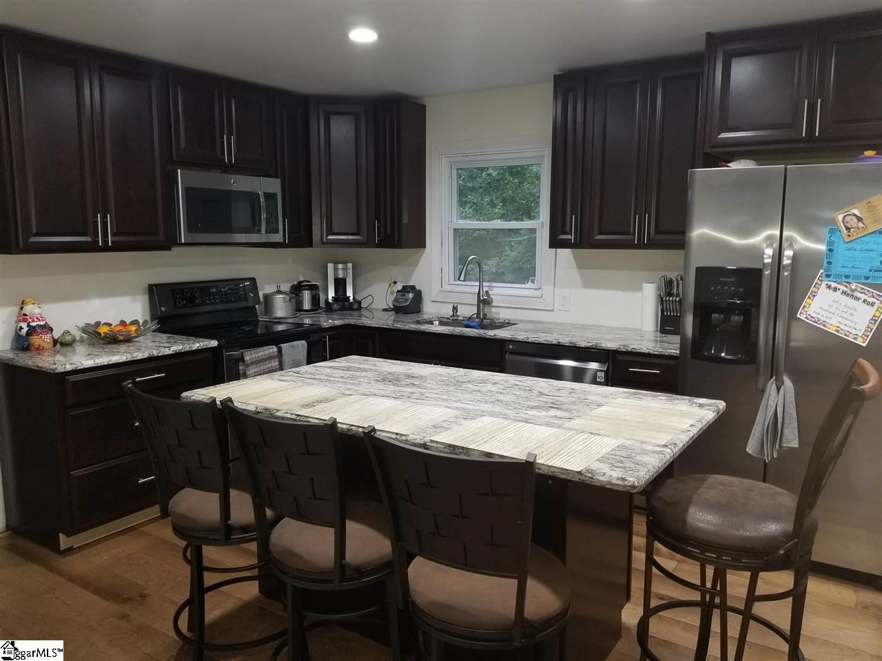1600 Clement Road Greer, SC 29650 - Photo 5 of 26 Gallery Image 5