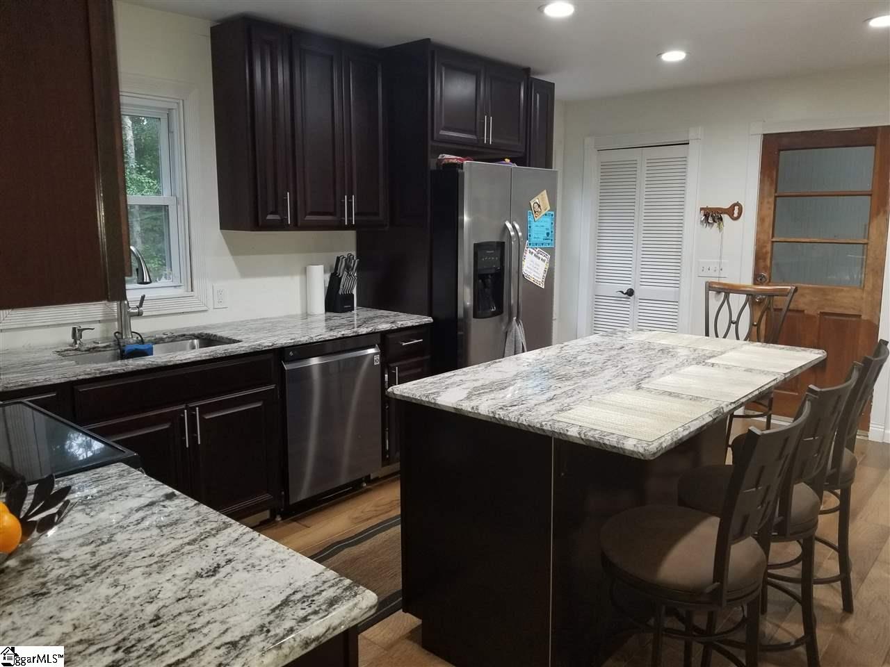 1600 Clement Road Greer, SC 29650 - Photo 7 of 26 Gallery Image 7