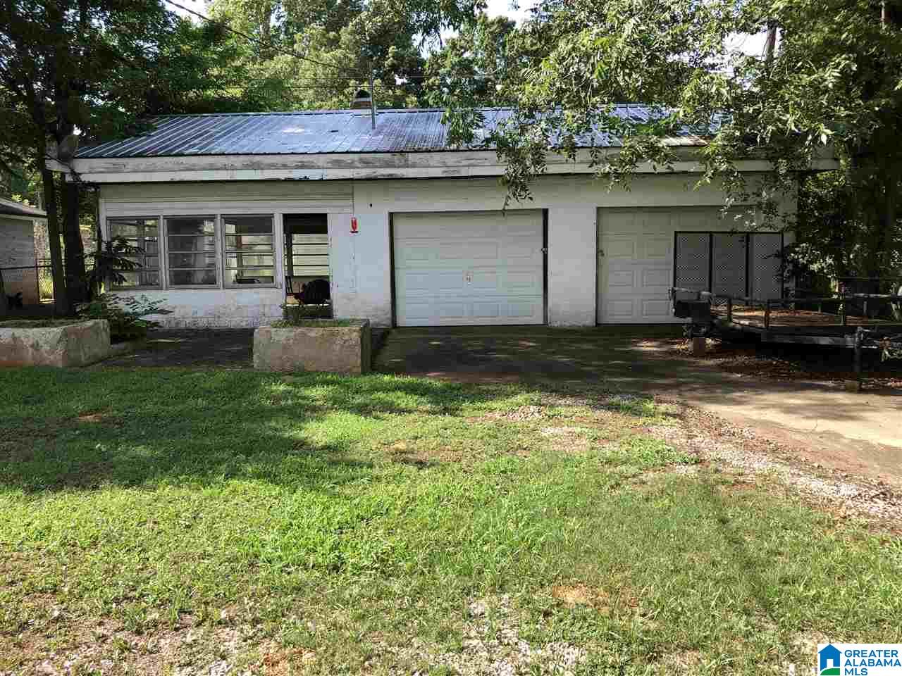 202 Ivy Avenue Bessemer, AL 35023 - Photo 4 of 12