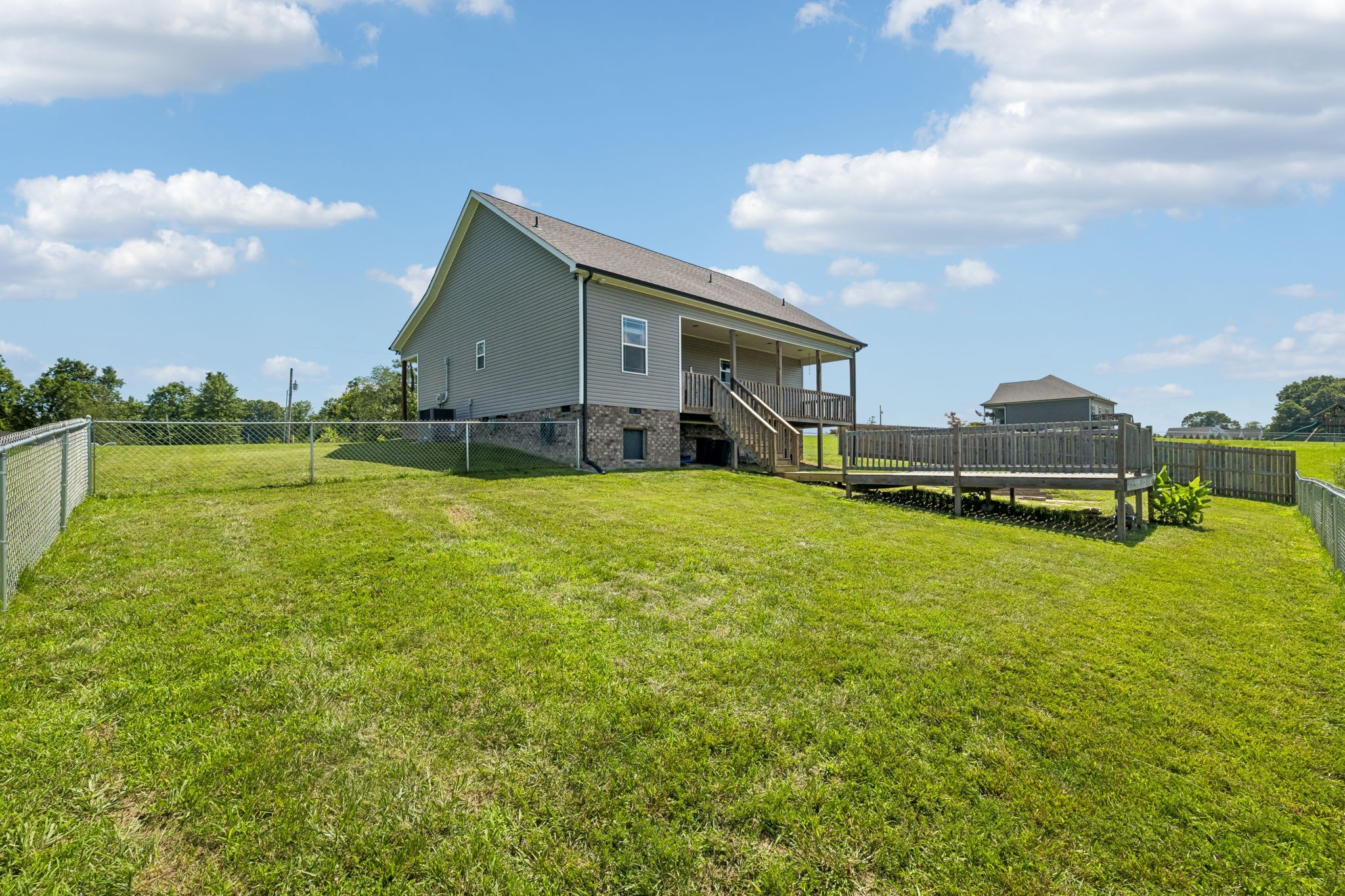 809 Hooper Road Charlotte, TN 37036 - Photo 29 of 30 Gallery Image 29