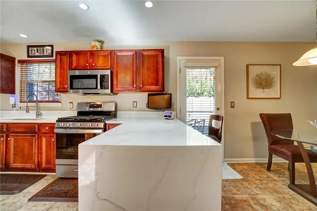 $374,000 | 6253 Selborn Drive Southwest, Atlanta, GA 30331