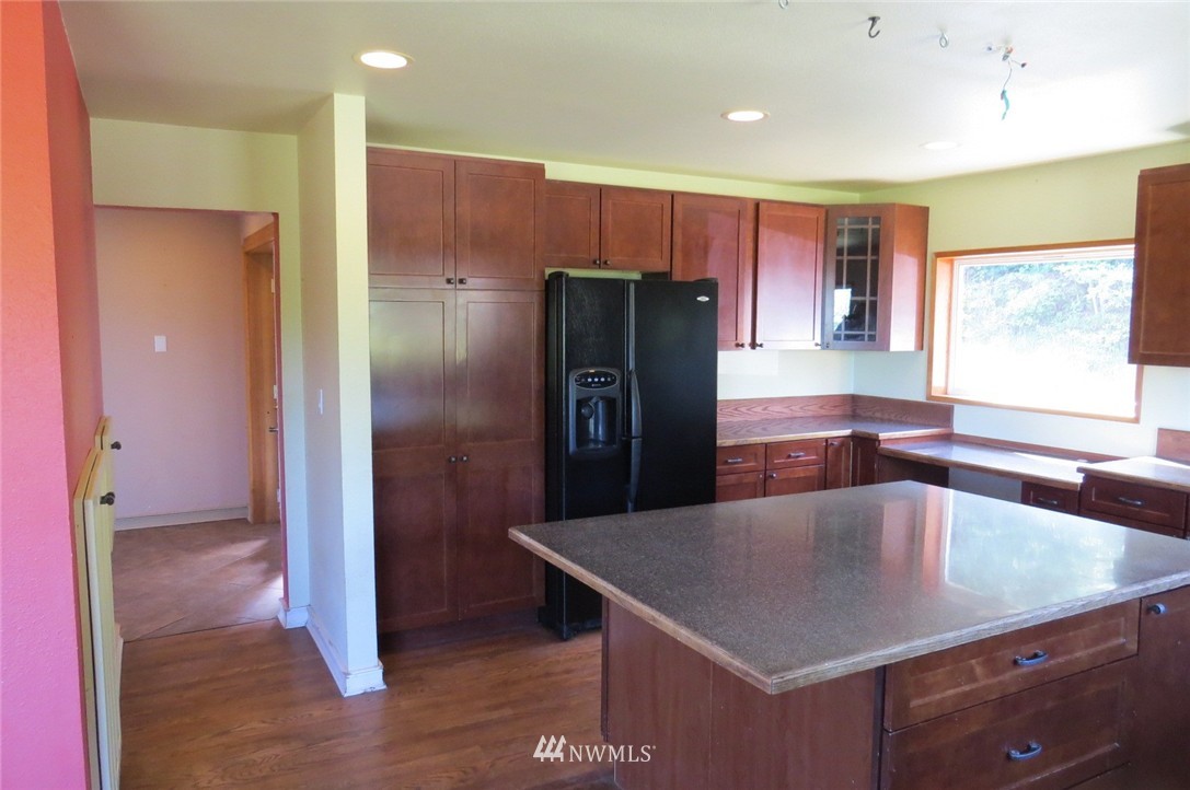 472 Hansen Road Port Angeles, WA 98363 - Photo 12 of 25 Gallery Image 12