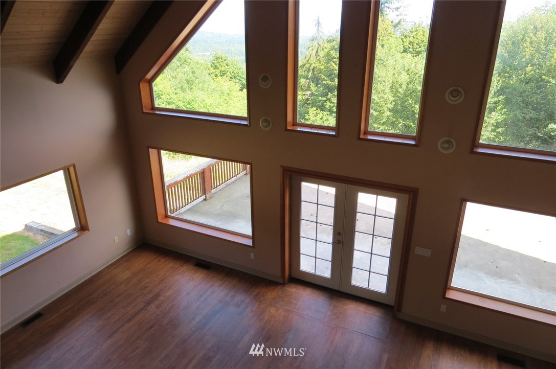 472 Hansen Road Port Angeles, WA 98363 - Photo 19 of 25 Gallery Image 19