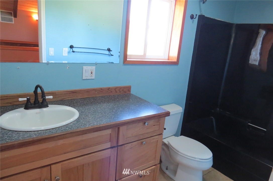 472 Hansen Road Port Angeles, WA 98363 - Photo 21 of 25 Gallery Image 21