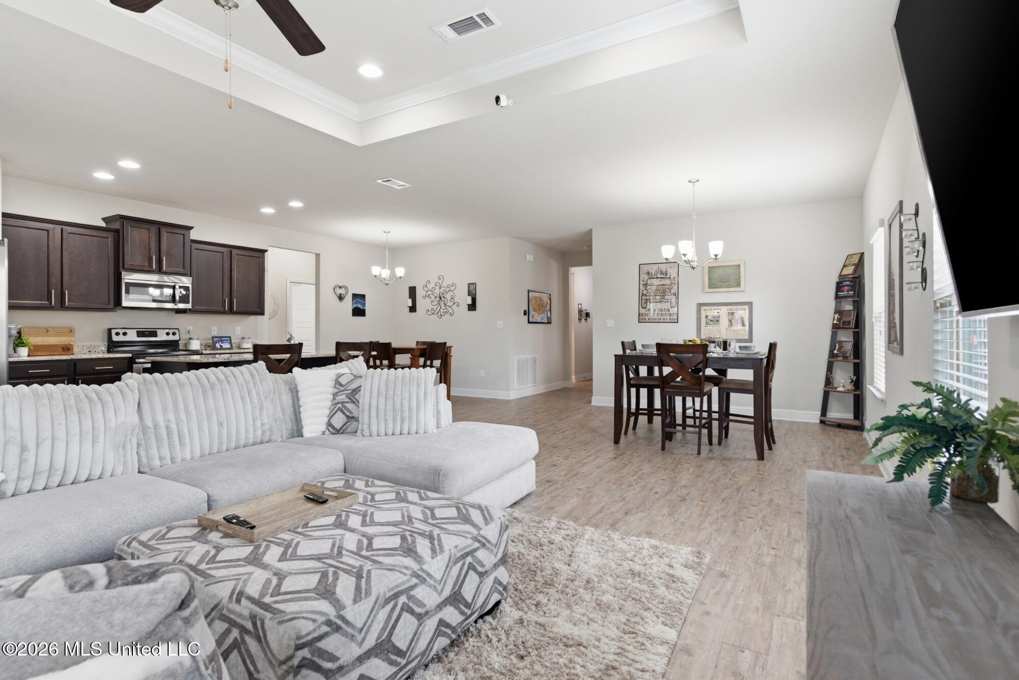 14392 North Swan Road Gulfport, MS 39503 - Photo 5 of 25 Great space to gather