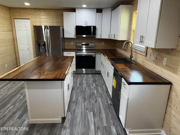 $279,900 | 280 Hickory Street, Bean Station, TN 37708