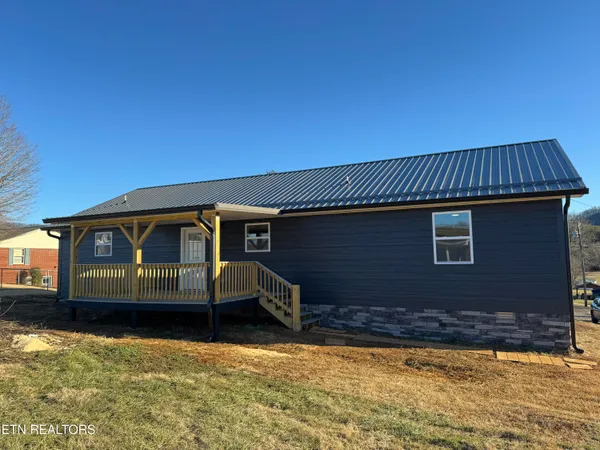 $279,900 | 280 Hickory Street, Bean Station, TN 37708