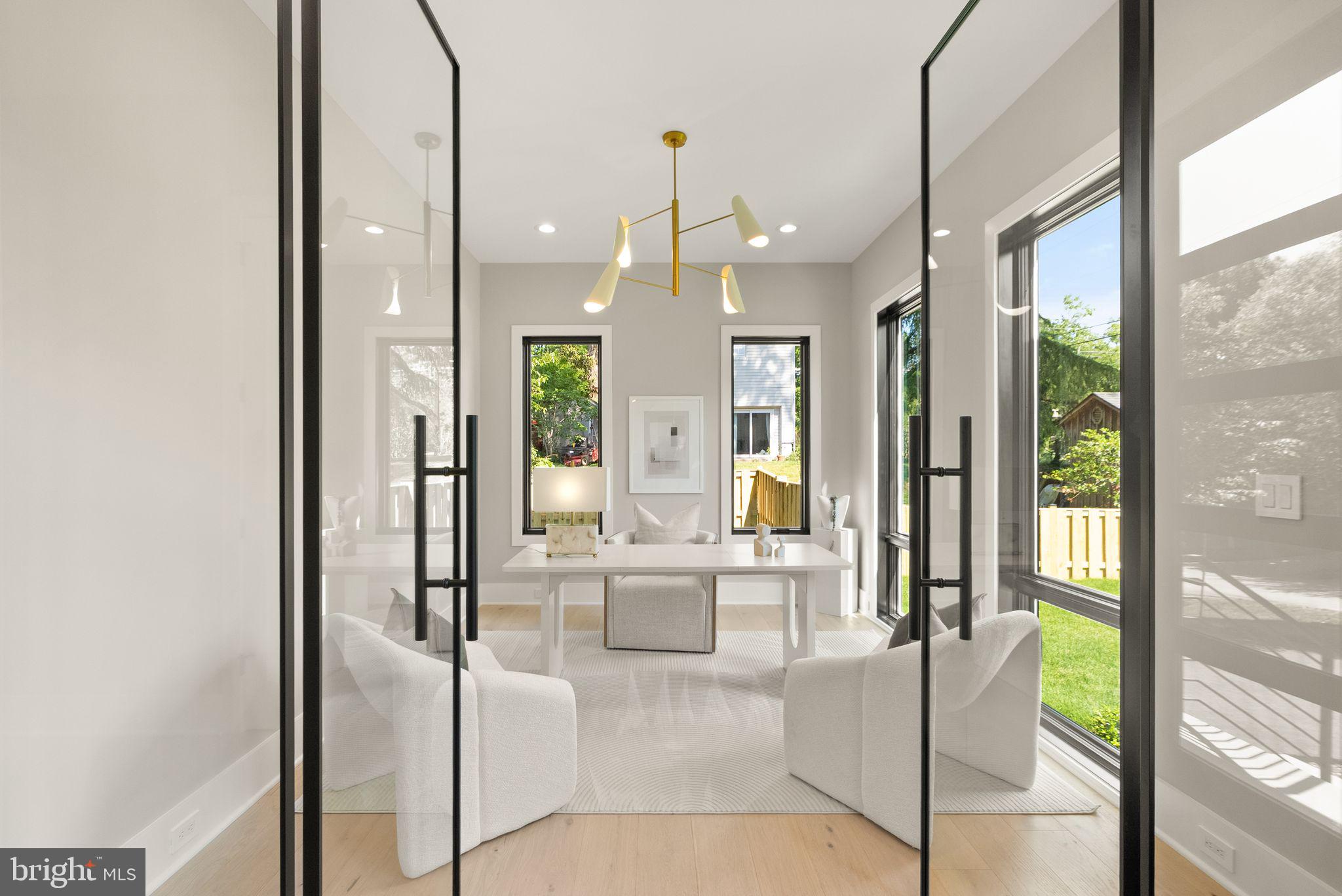 6329 Halsey Road McLean, VA 22101 - Photo 8 of 94 Modern elegance in a bright space.