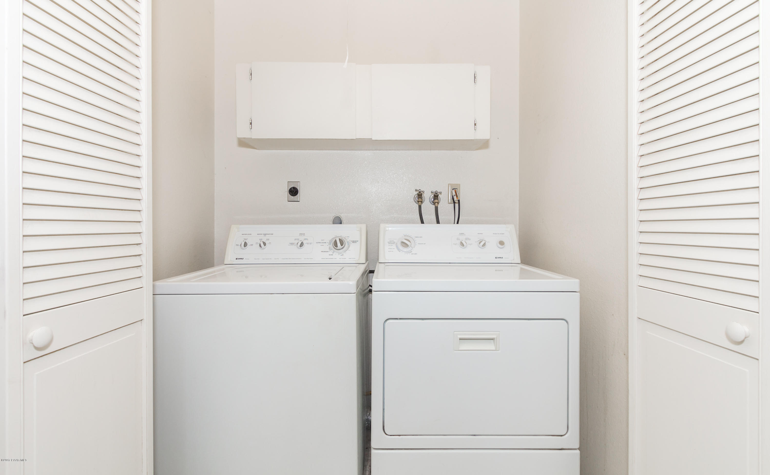 3220 North Tower Road Prescott Valley, AZ 86314 - Photo 14 of 15 Laundry Room