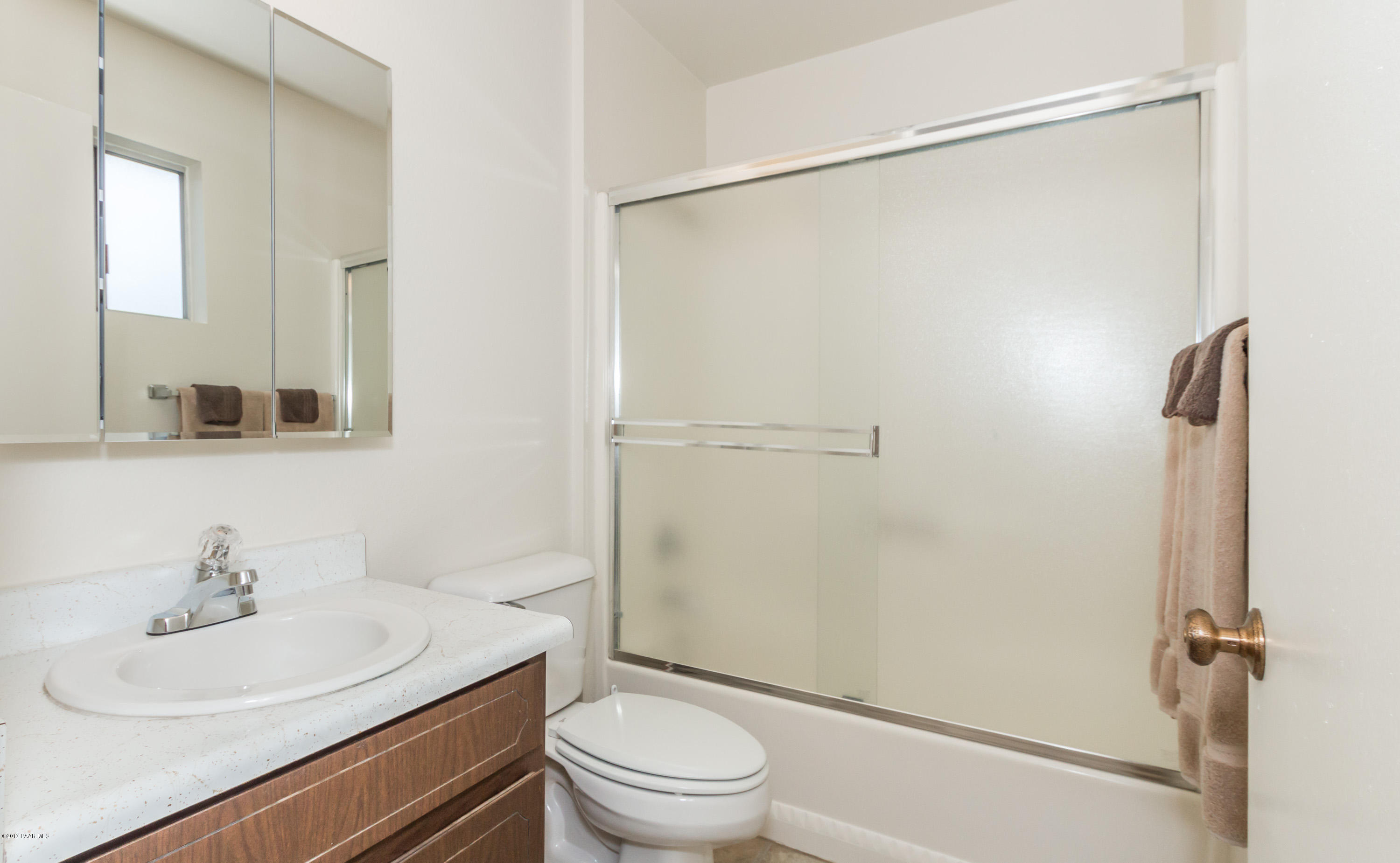 3220 North Tower Road Prescott Valley, AZ 86314 - Photo 10 of 15 Master Bathroom
