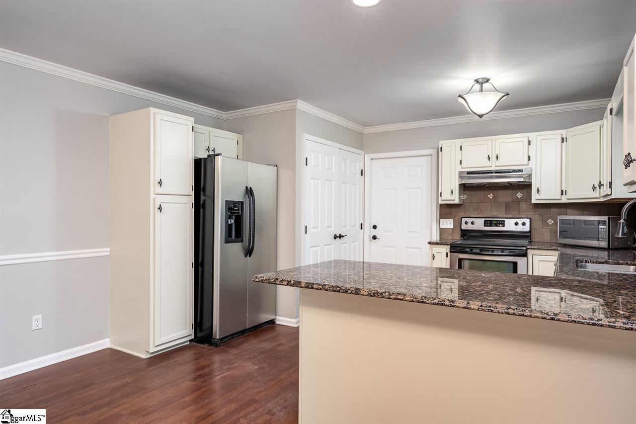 109 Timberjack Street Simpsonville, SC 29680 - Photo 13 of 30 Gallery Image 13