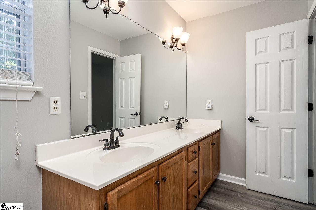 109 Timberjack Street Simpsonville, SC 29680 - Photo 18 of 30 Gallery Image 18