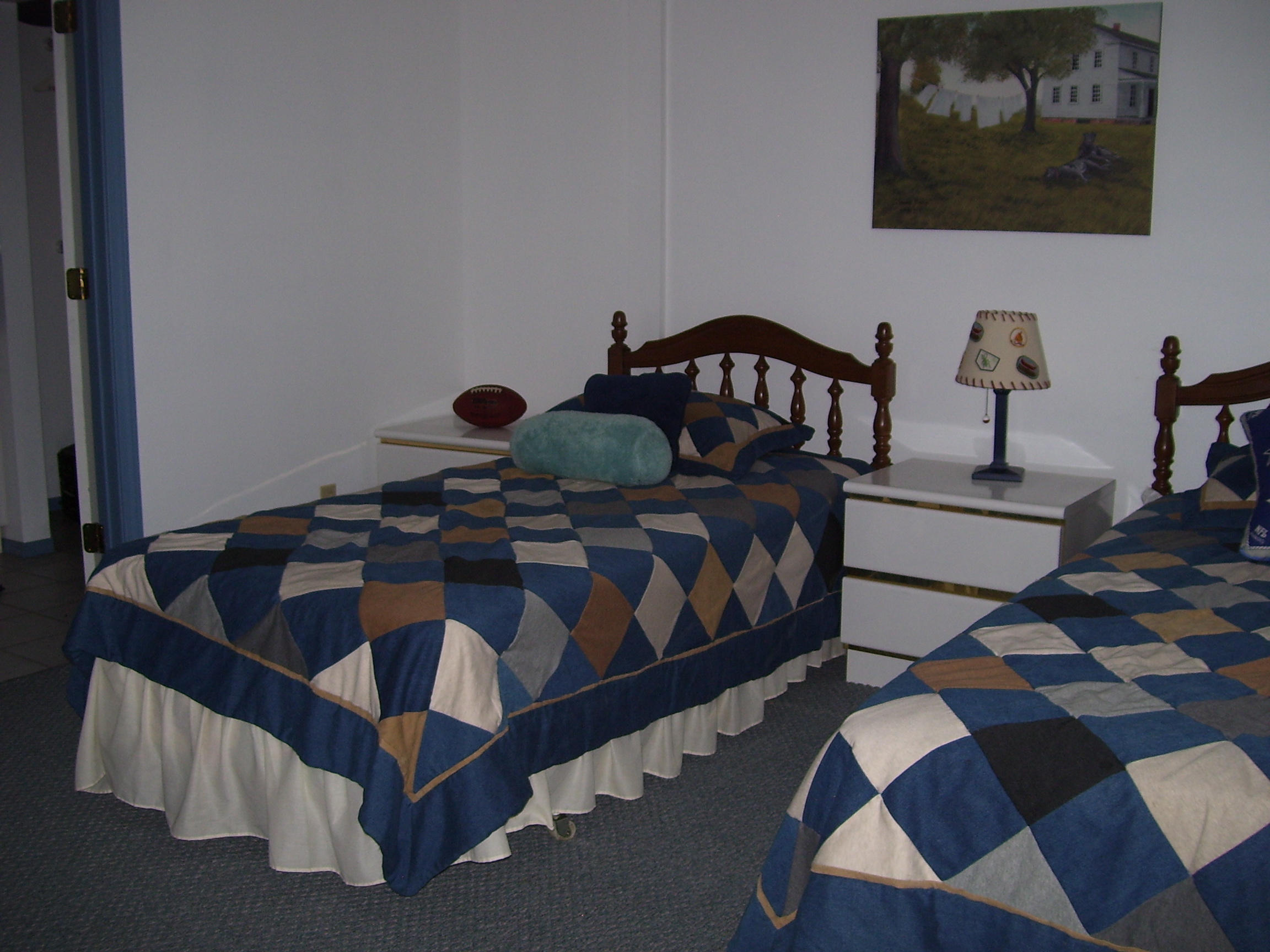 341 Shoreside Road New Tazewell, TN 37825 - Photo 21 of 35 Lower level sleeping