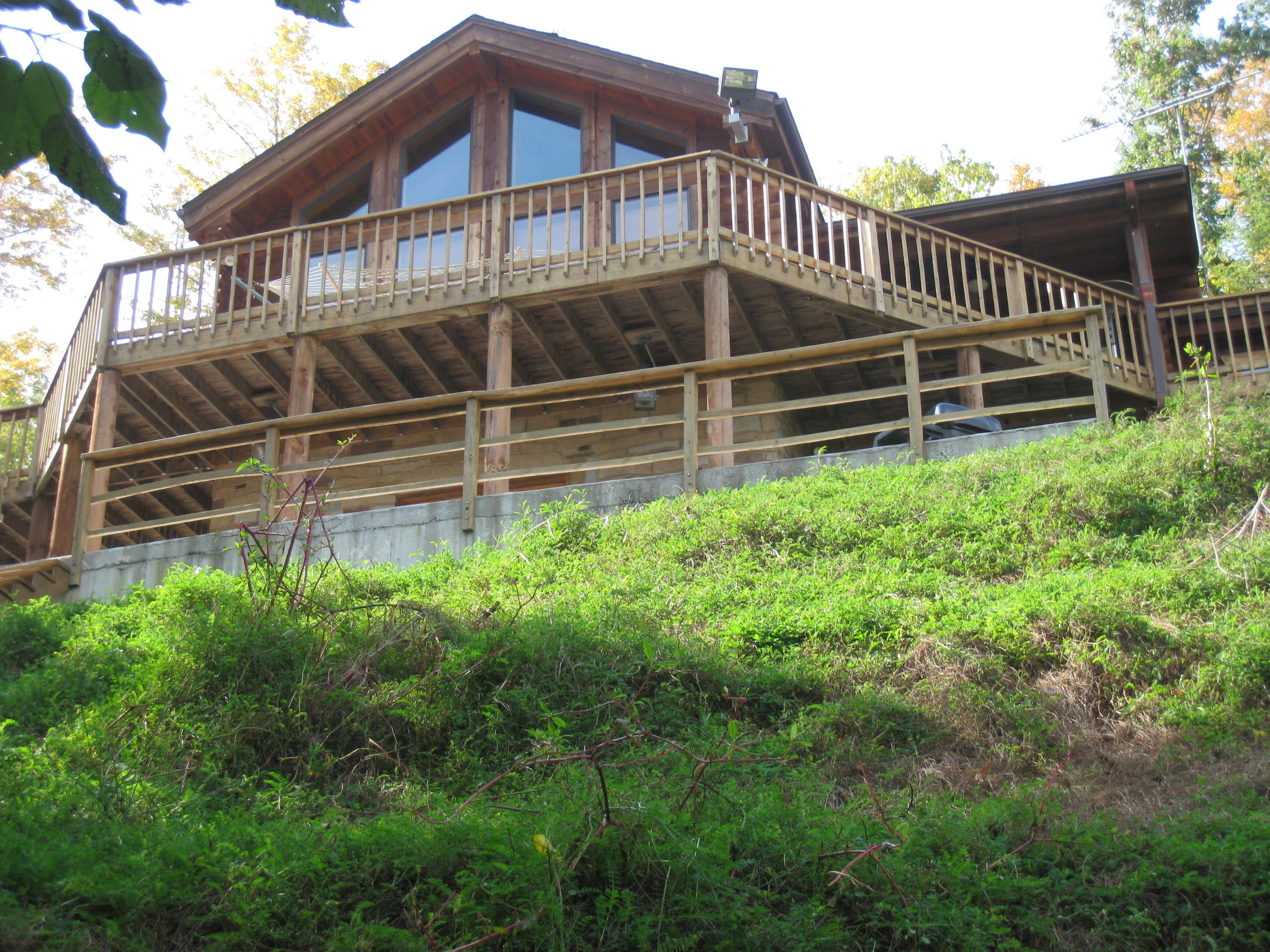 341 Shoreside Road New Tazewell, TN 37825 - Photo 34 of 35 Lakeside of home