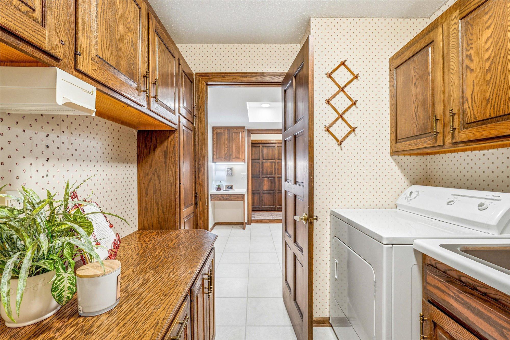 8430 Pennsylvania Road, Unit 216 Minneapolis, MN 55438 - Photo 21 of 73