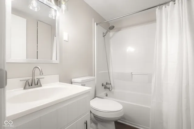 $335,000 | 4291 Fairlawn Drive, Columbus, IN 47203