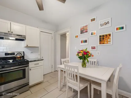 $395,000 | 2745 North Hampden Court, Unit 1E, Chicago, IL 60614