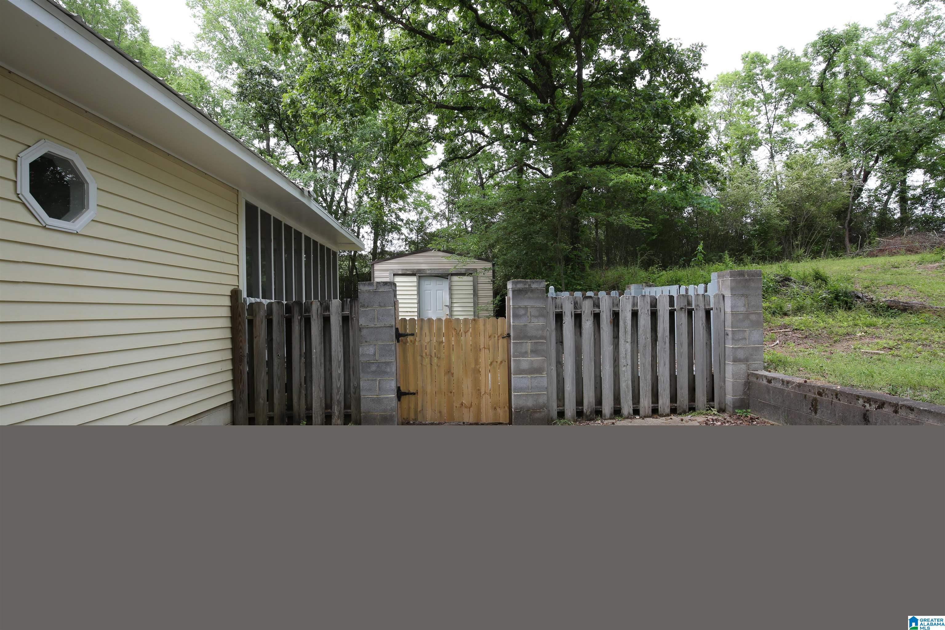 100 26th Avenue Northwest Center Point, AL 35215 - Photo 5 of 44