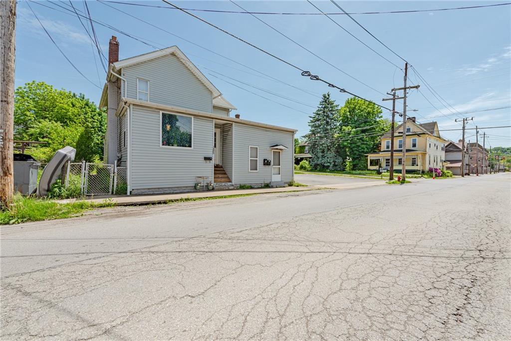 125 North Chestnut Street Butler, PA 16001 - Photo 2 of 25 a view of a street with a building