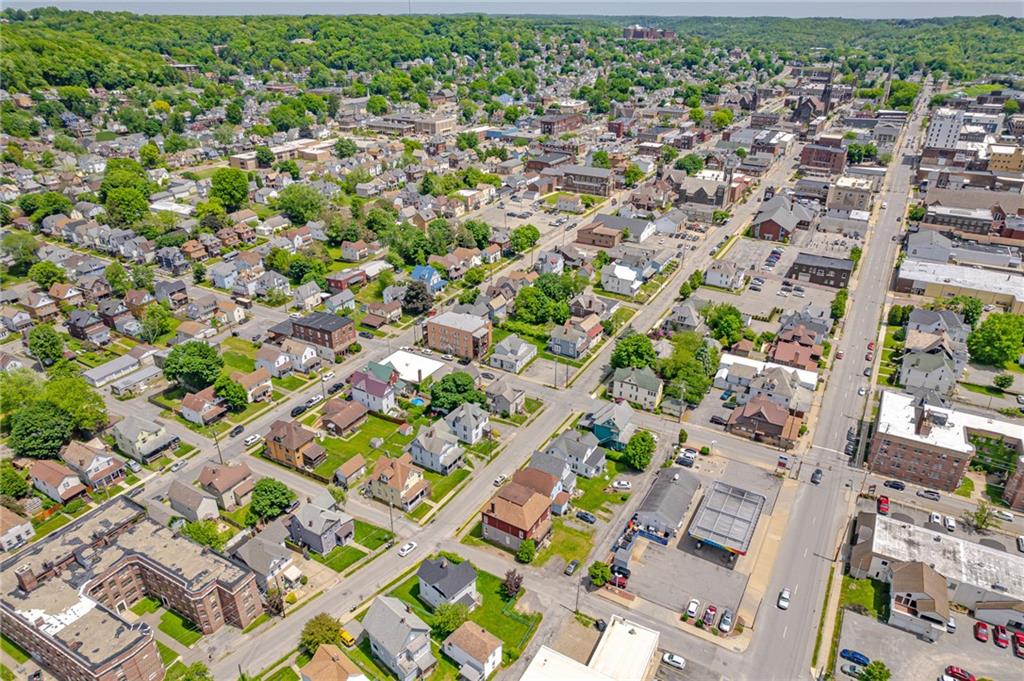 125 North Chestnut Street Butler, PA 16001 - Photo 25 of 25 an aerial view of a city with lots of residential buildings