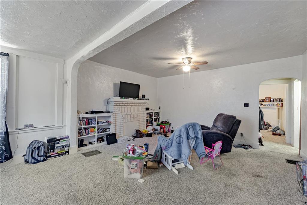 125 North Chestnut Street Butler, PA 16001 - Photo 6 of 25 a view of a room with workspace and windows