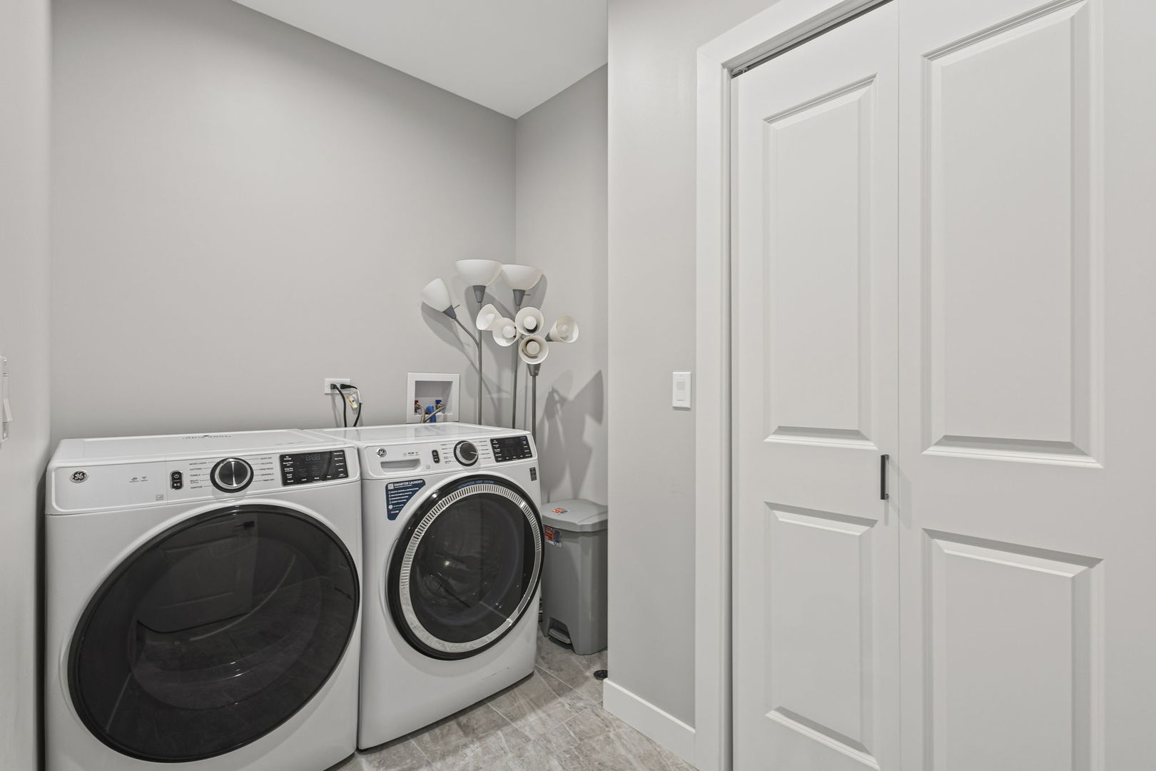 6246 North Pulaski Road, Unit 204 Chicago, IL 60646 - Photo 19 of 36