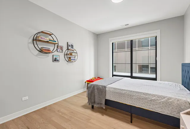 $3,750 | 6246 North Pulaski Road, Unit 204, Chicago, IL 60646