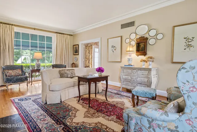 $799,000 | 6302 Old Jeanerette Road, New Iberia, LA 70563