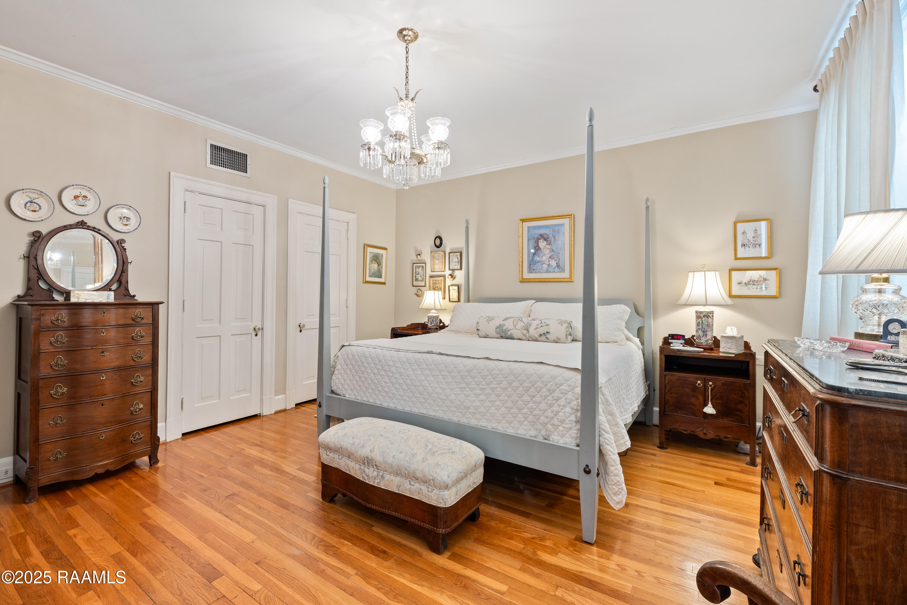 6302 Old Jeanerette Road New Iberia, LA 70563 - Photo 29 of 60 Primary Bedroom