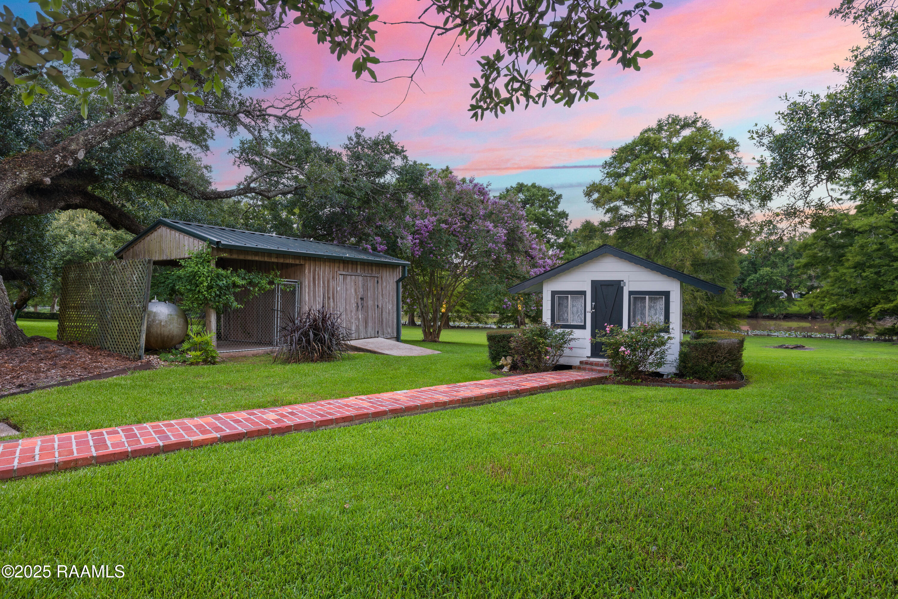 6302 Old Jeanerette Road New Iberia, LA 70563 - Photo 47 of 60 Dollhouse/Workshop #1