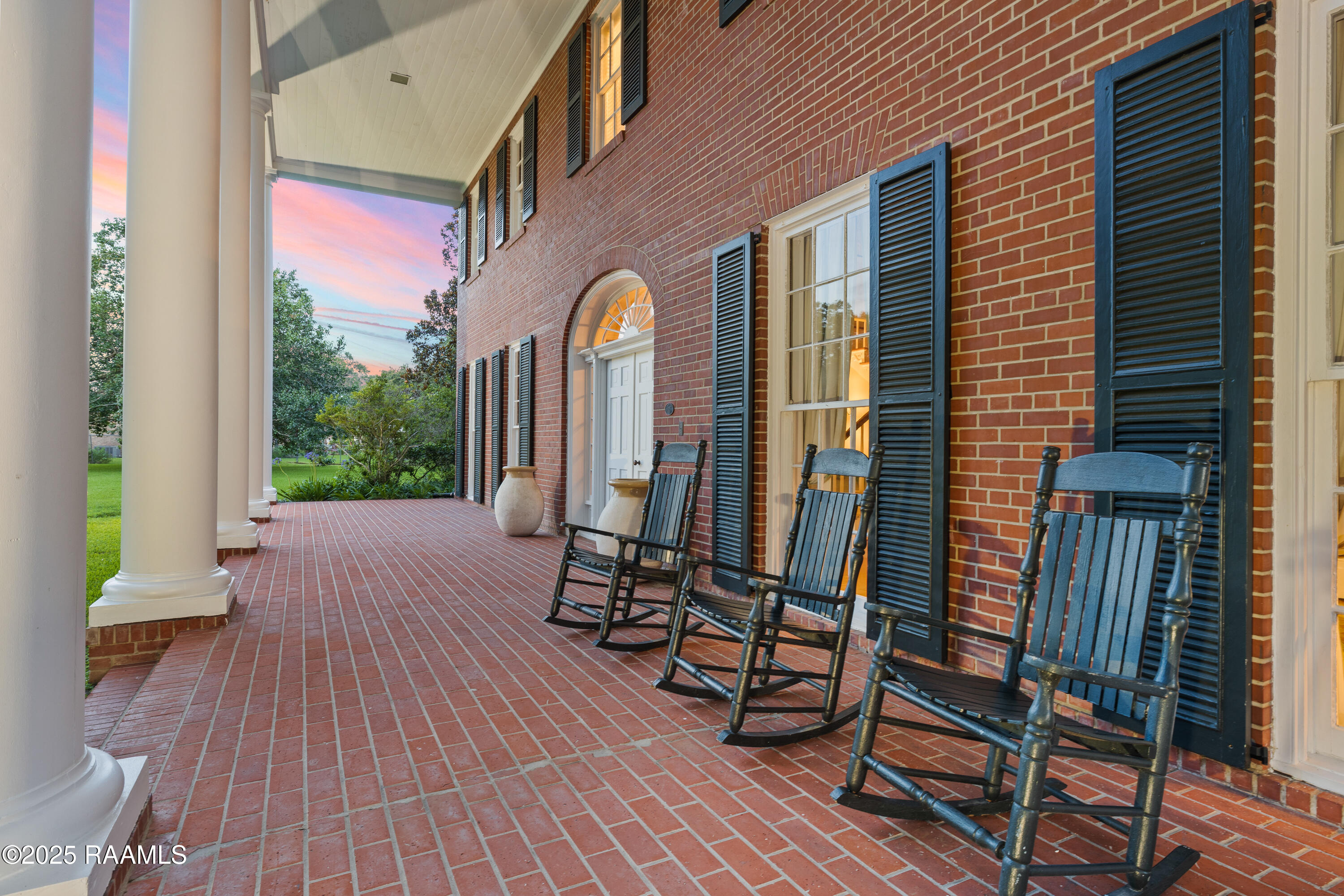 6302 Old Jeanerette Road New Iberia, LA 70563 - Photo 7 of 60 Front Porch