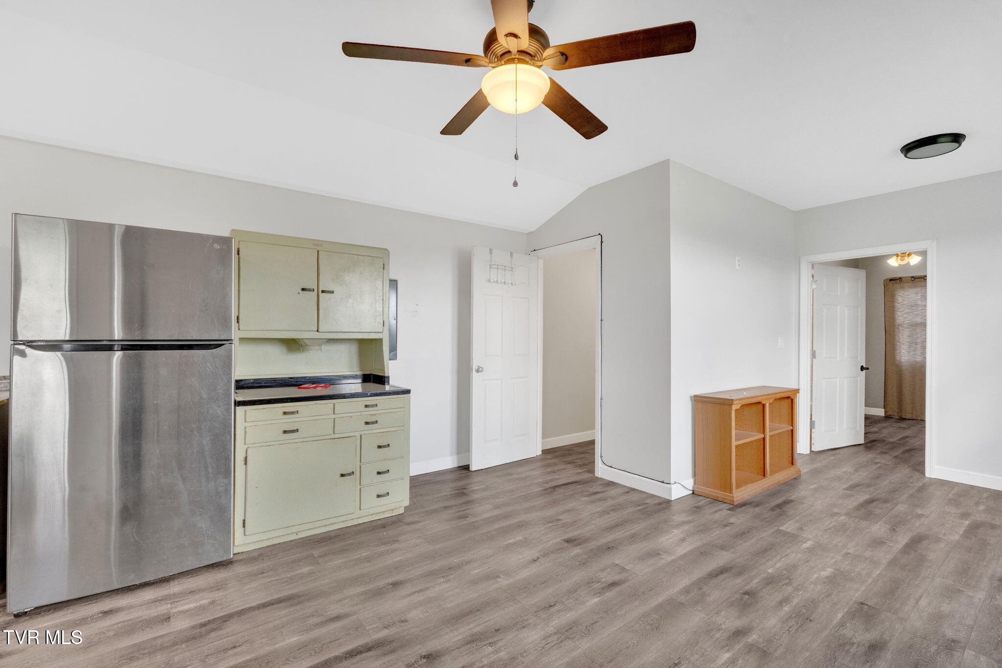 171 Garland Road, Unit 11 Limestone, TN 37681 - Photo 12 of 18 11-web-or-mls-JH 20250528-126