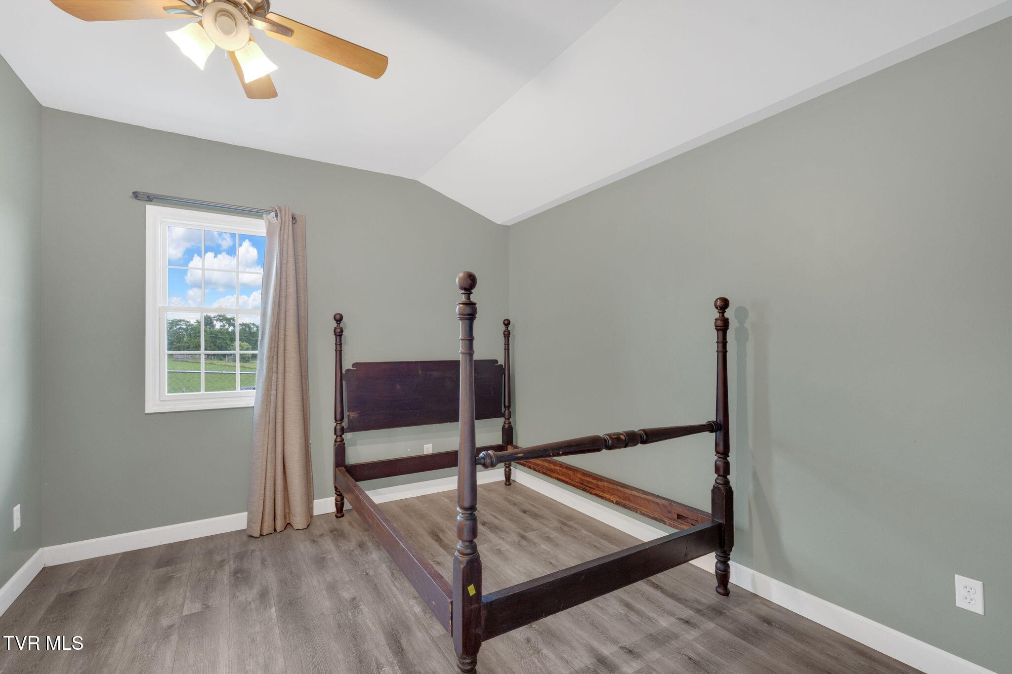 171 Garland Road, Unit 11 Limestone, TN 37681 - Photo 15 of 18 16-web-or-mls-JH 20250528-144
