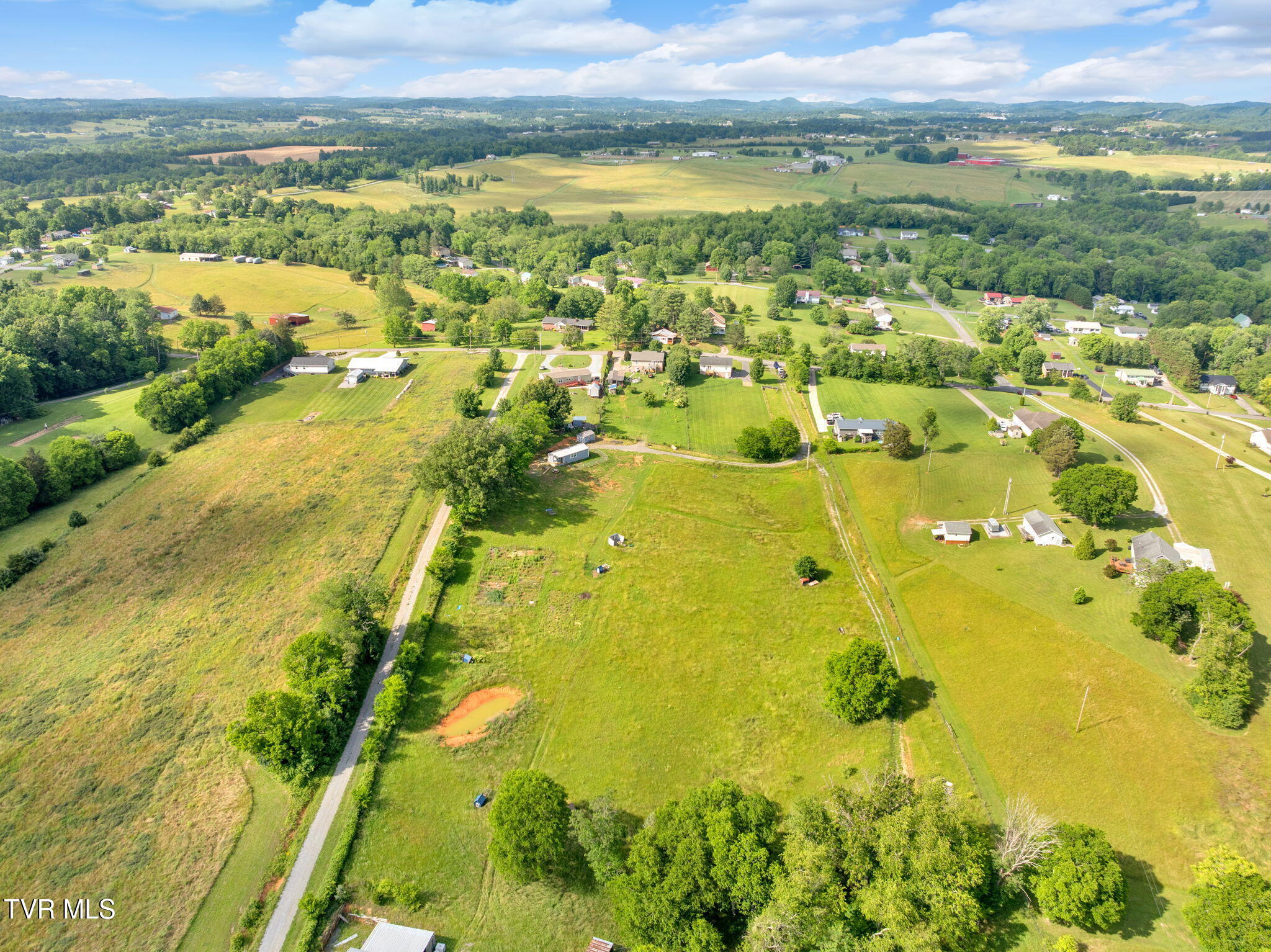 171 Garland Road, Unit 11 Limestone, TN 37681 - Photo 6 of 18 5-web-or-mls-JH 20250528-105