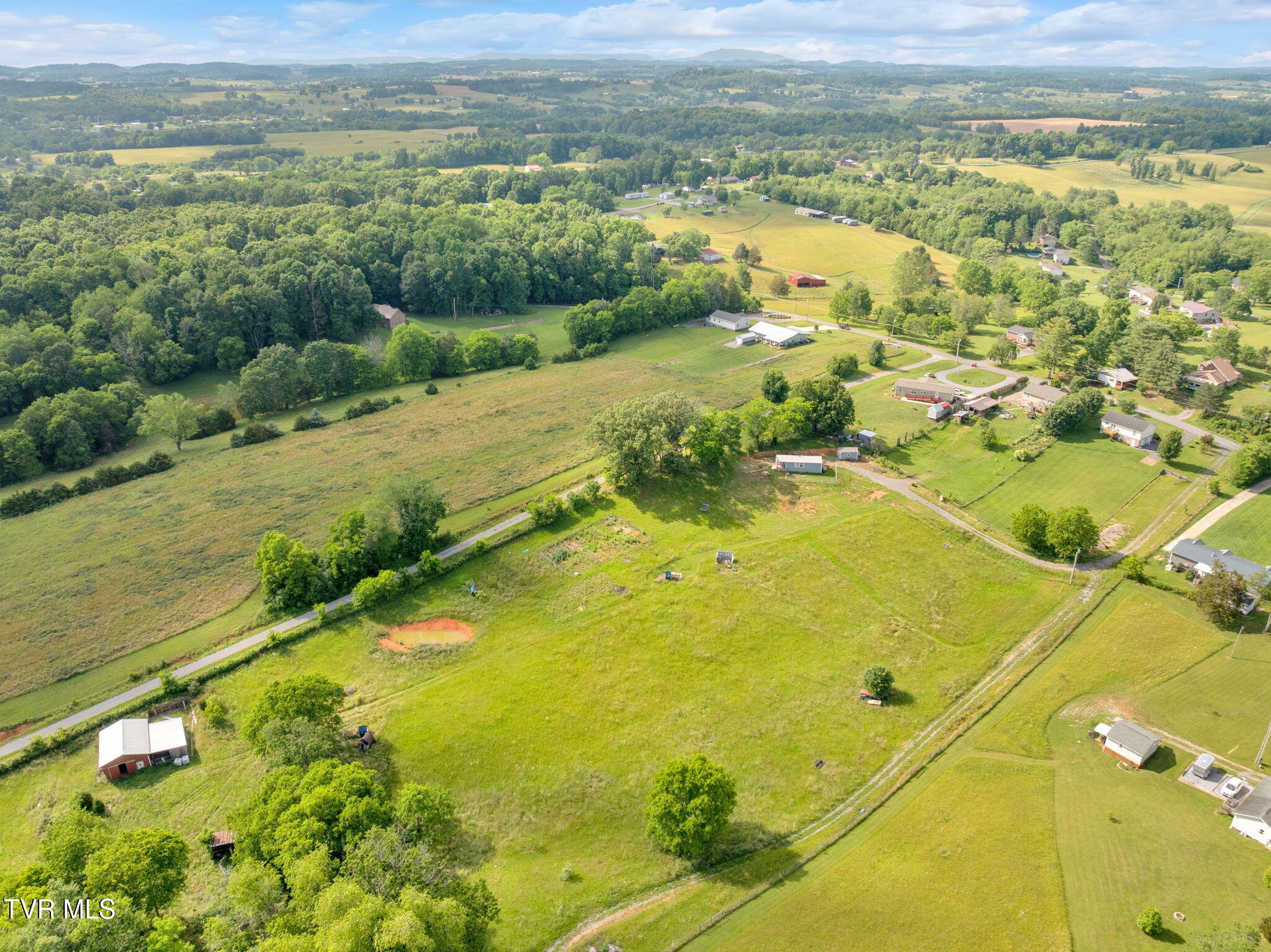 171 Garland Road, Unit 11 Limestone, TN 37681 - Photo 7 of 18 6-web-or-mls-JH 20250528-108