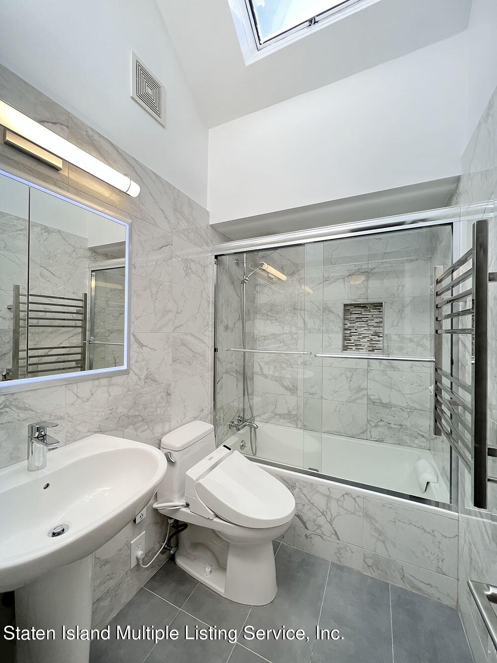 43 Deborah Loop Staten Island, NY 10312 - Photo 14 of 26 IMG_0960