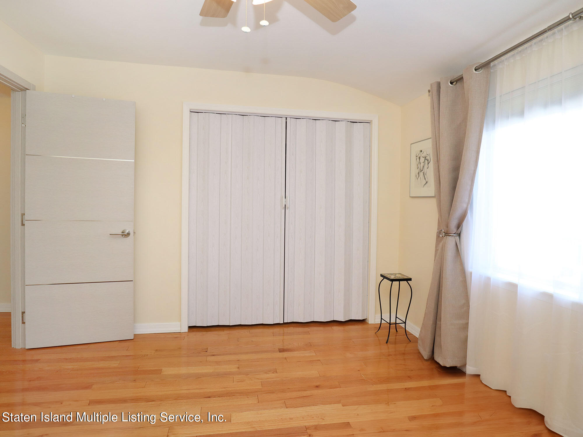 43 Deborah Loop Staten Island, NY 10312 - Photo 18 of 26 IMG_5917