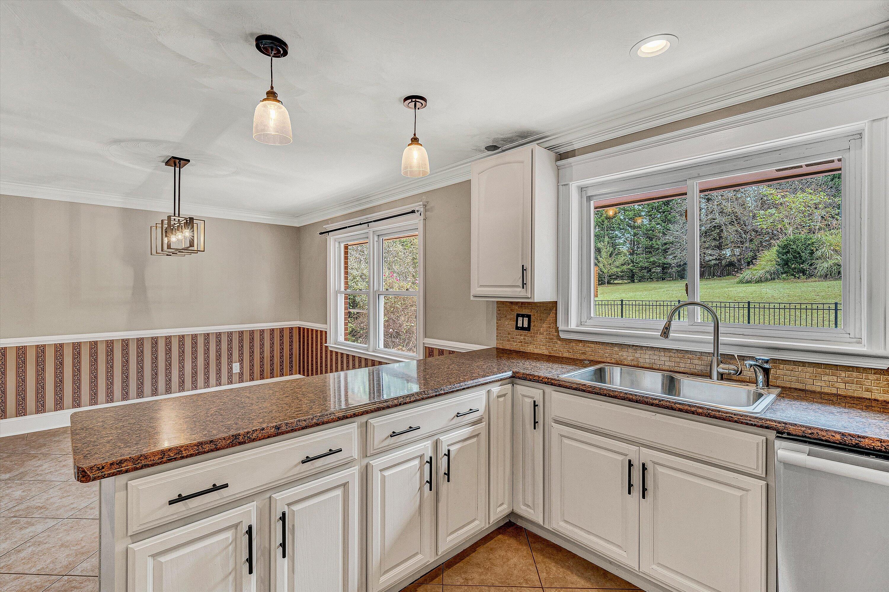 83 Springview Court Troutville, VA 24175 - Photo 13 of 74 12-VM-08266