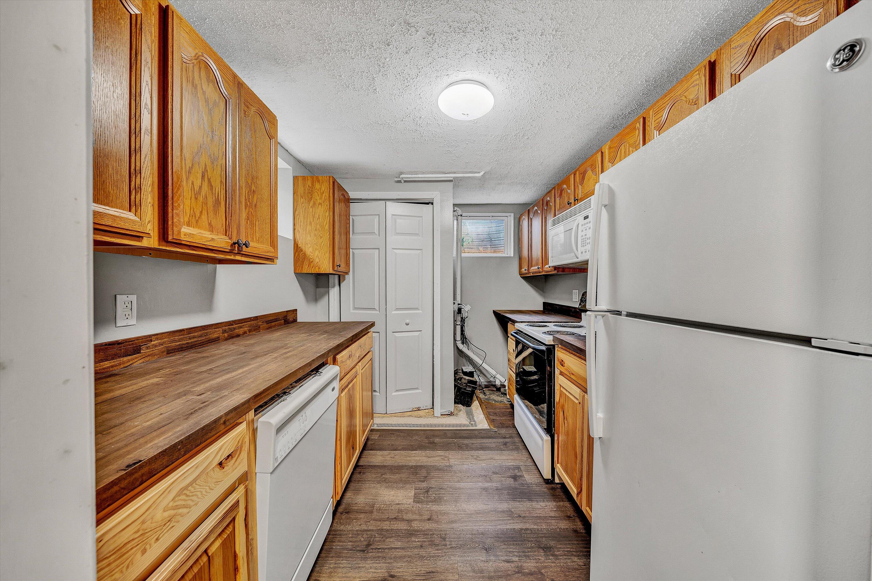 83 Springview Court Troutville, VA 24175 - Photo 49 of 74 a kitchen with a refrigerator and a sink