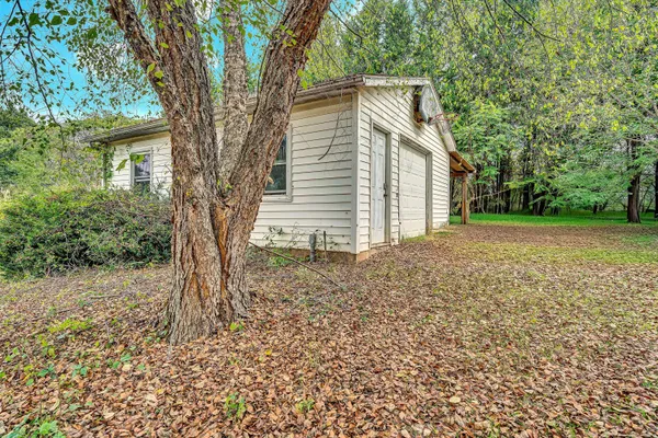 $665,000 | 83 Springview Court, Troutville, VA 24175