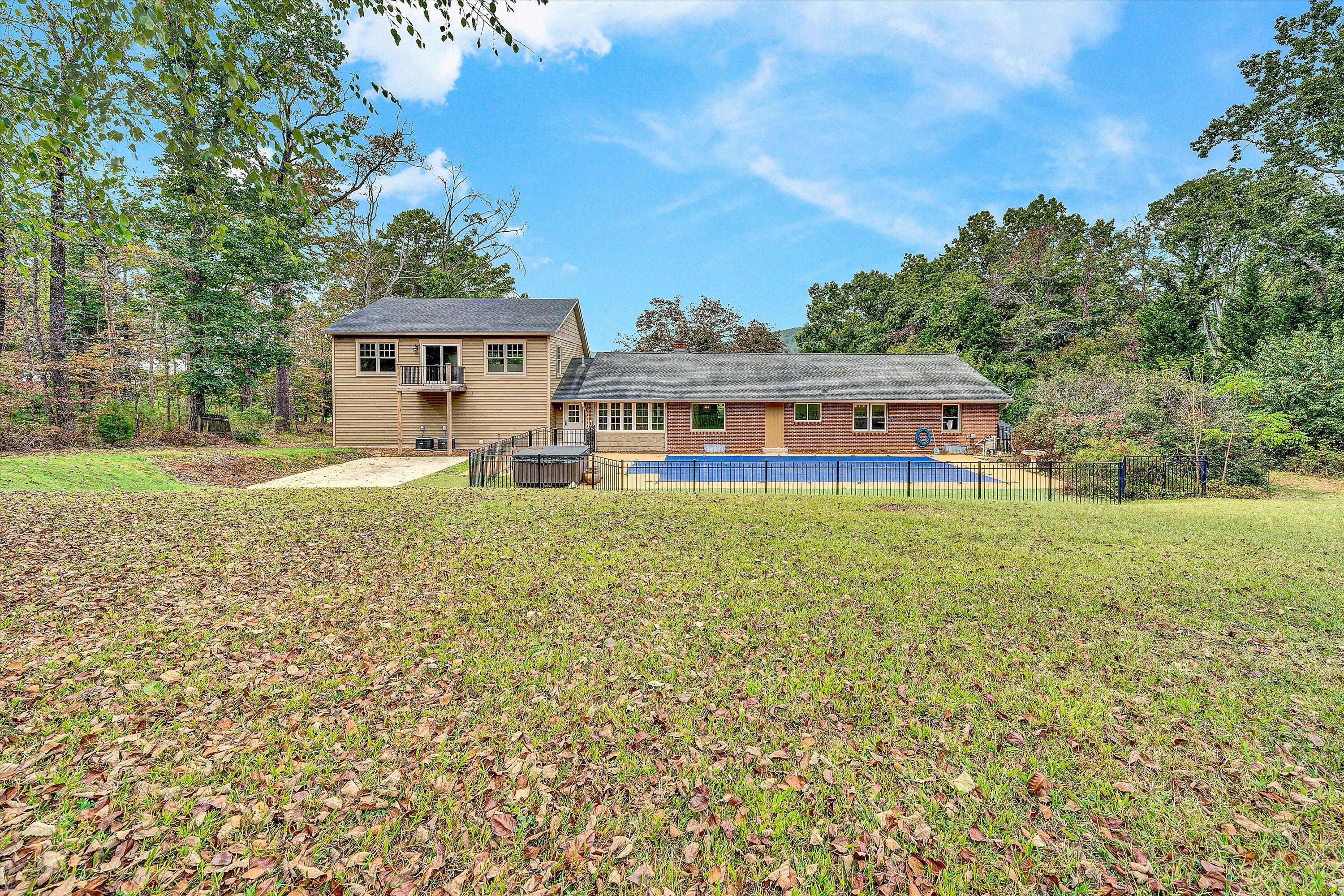 83 Springview Court Troutville, VA 24175 - Photo 59 of 74 a front view of a house with garden