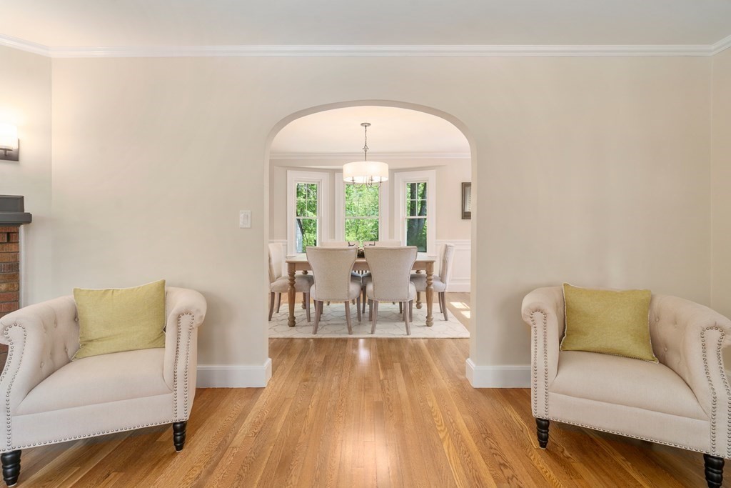 94 Lorimer Road Belmont, MA 02478 - Photo 6 of 25 Gallery Image 6