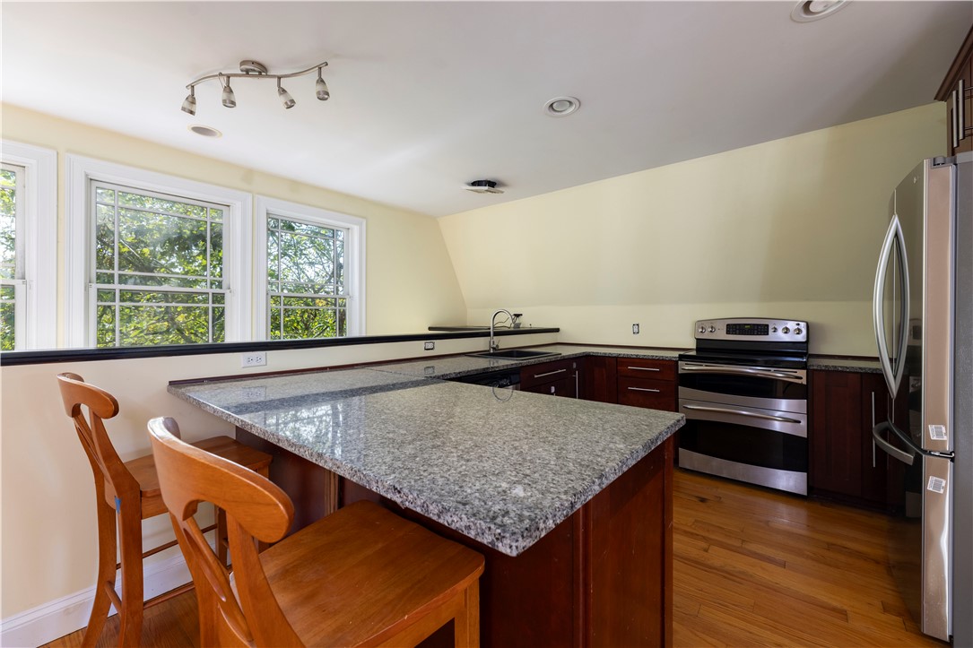 365 Boston Neck Road Narragansett, RI 02882 - Photo 48 of 50