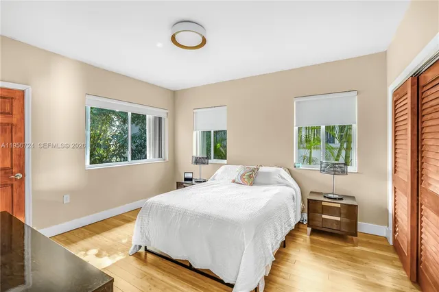 $1,750,000 | 9457 Carlyle Avenue, Surfside, FL 33154