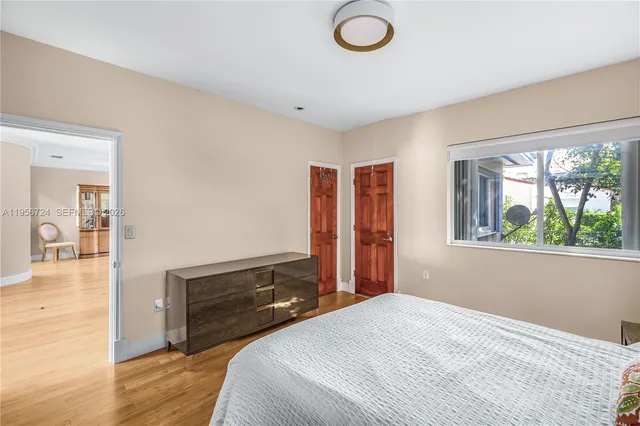 $1,750,000 | 9457 Carlyle Avenue, Surfside, FL 33154